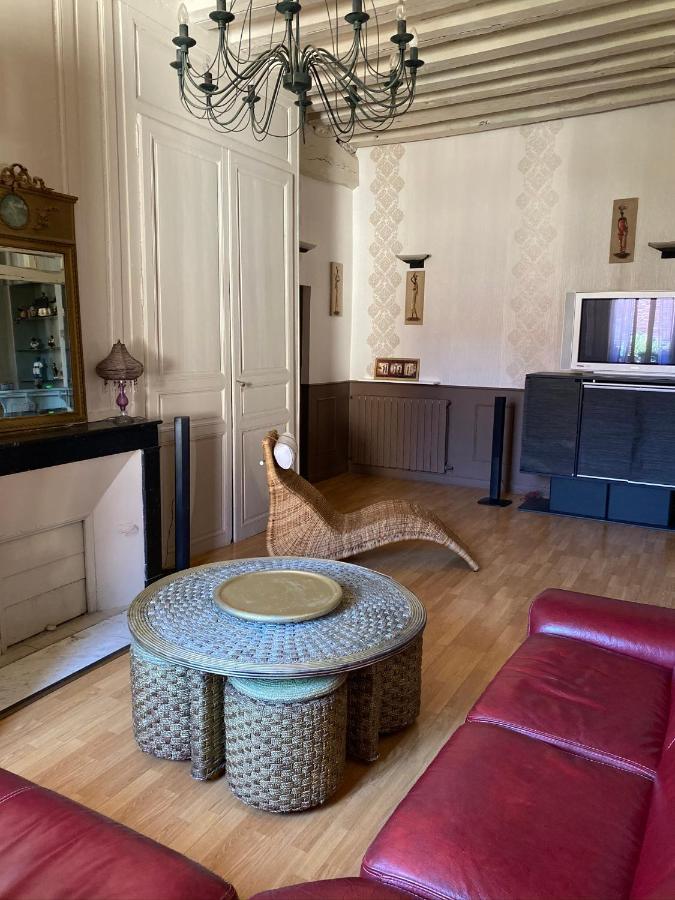 Le Logis De Lancelot Elegant Home City Center Sens Exterior photo